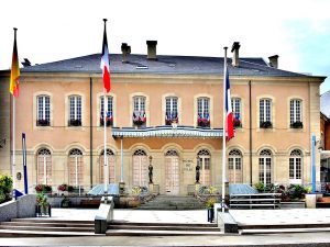 Comment trouver un hôtel à Remiremont ?